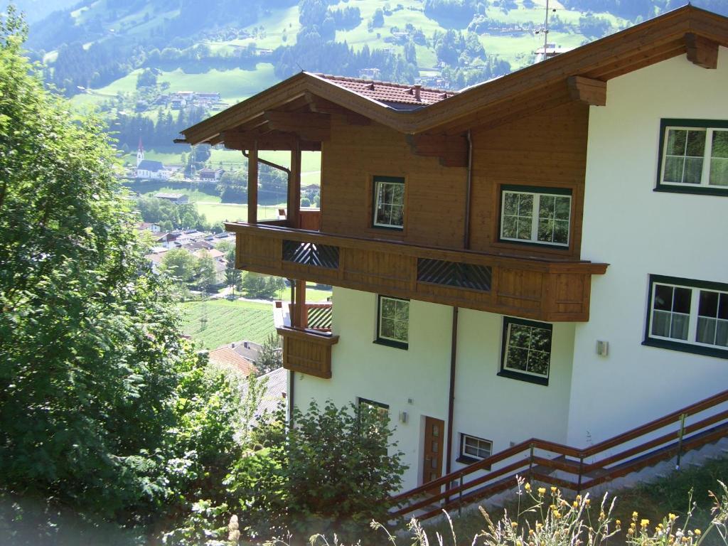 Ferienwohnung Sonnentraum Hainzenberg Exterior foto