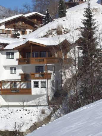 Ferienwohnung Sonnentraum Hainzenberg Exterior foto
